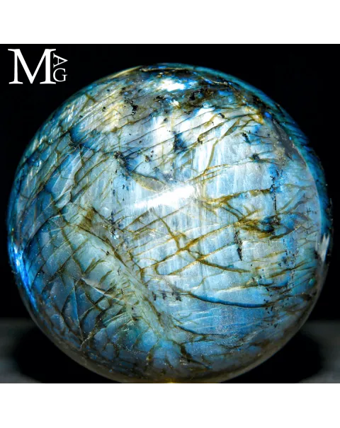 Sfera in Labradorite del Madagascar