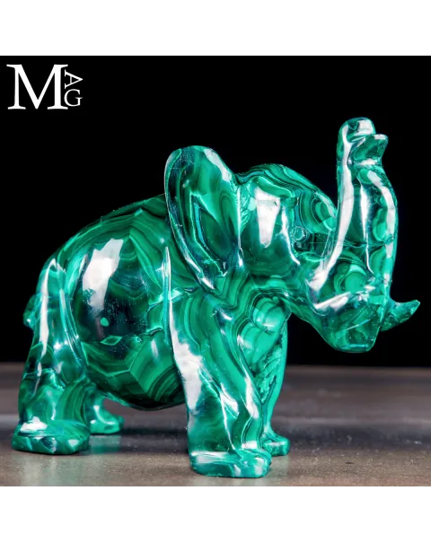 Scultura di Elefante in Malachite Naturale del Congo