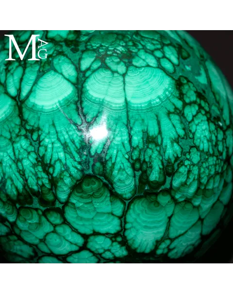 Sfera in Malachite Naturale.