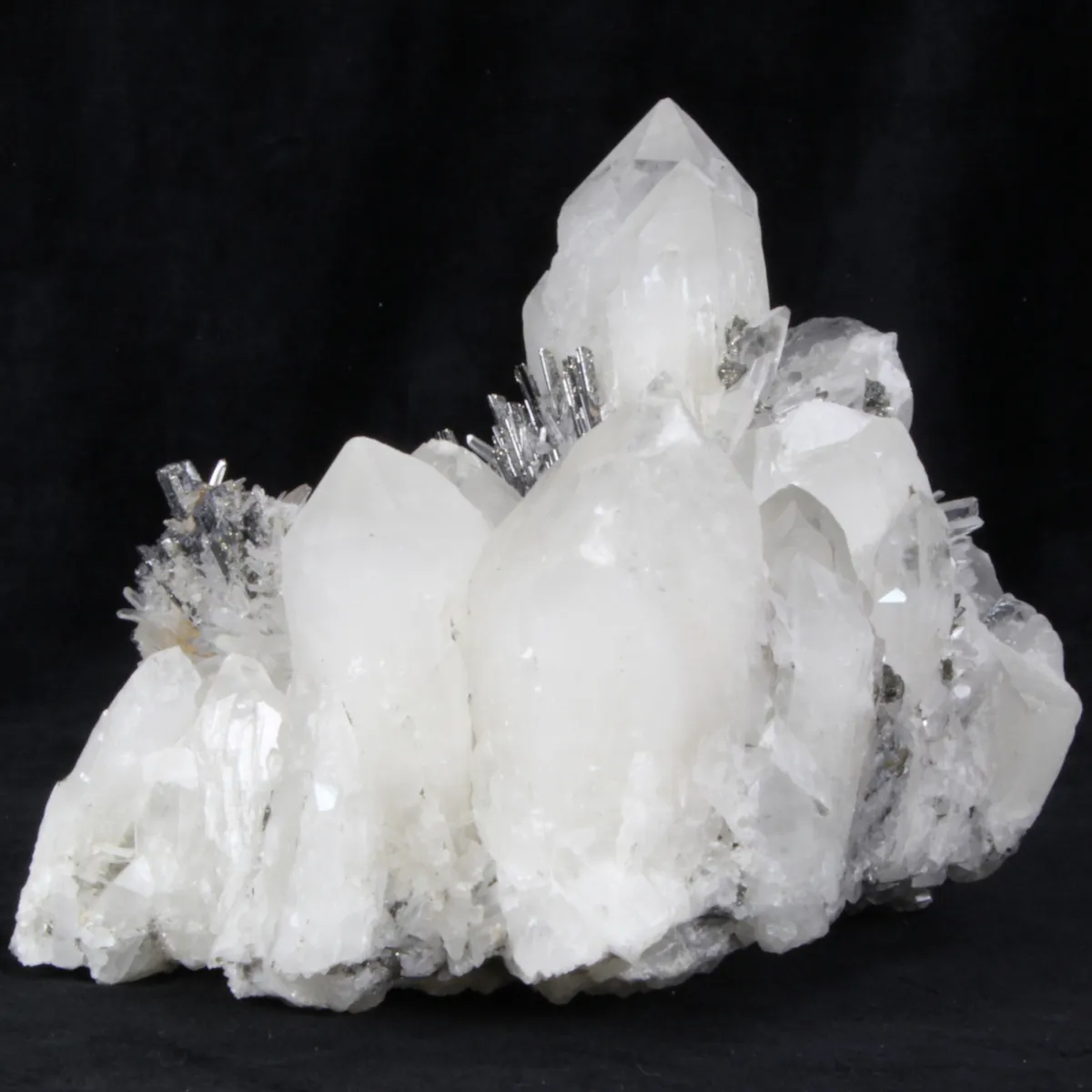 Quarzo con Hubnerite