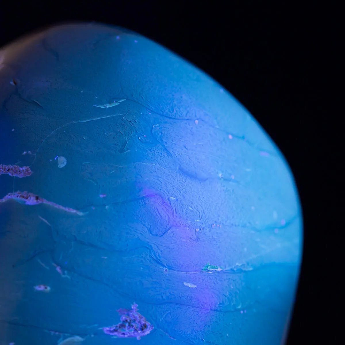 Eredità Geologica di Sumatra : Ambra Blu