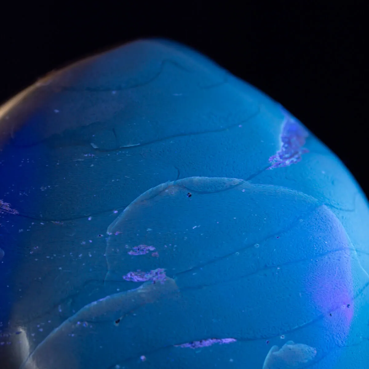 Eredità Geologica di Sumatra : Ambra Blu