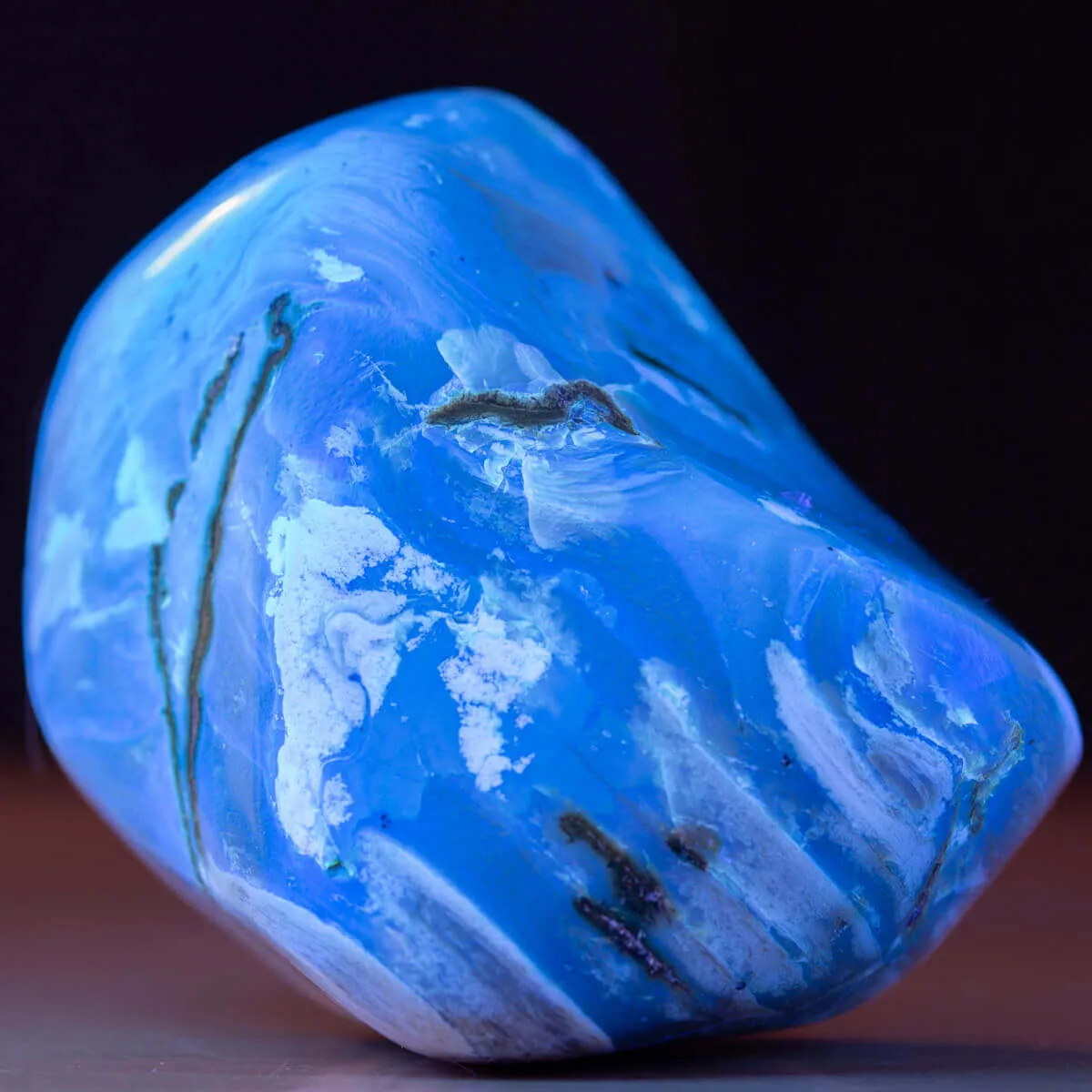 La Luce Blu dell'Ambra Indonesiana.