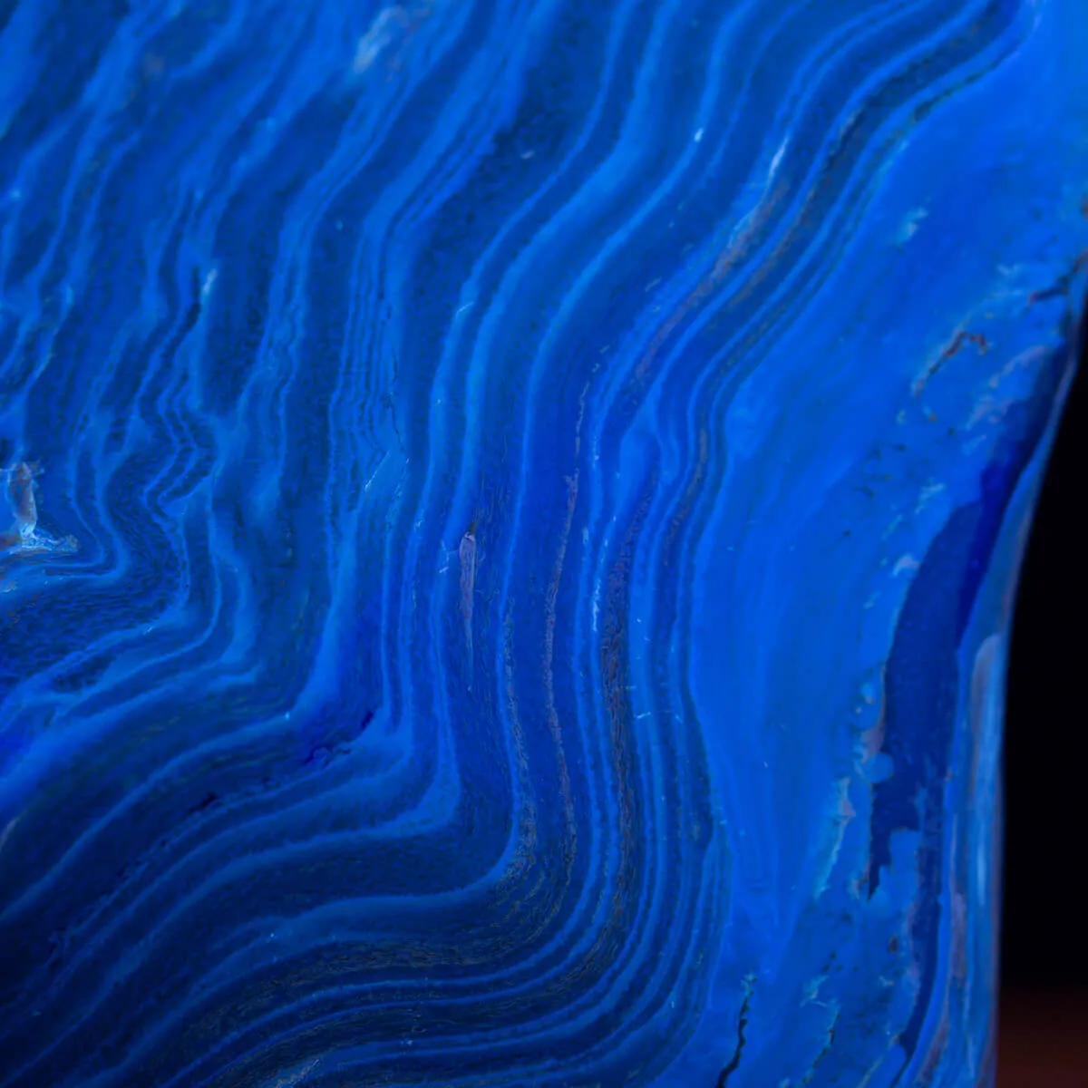 La Luce Blu dell'Ambra Indonesiana.