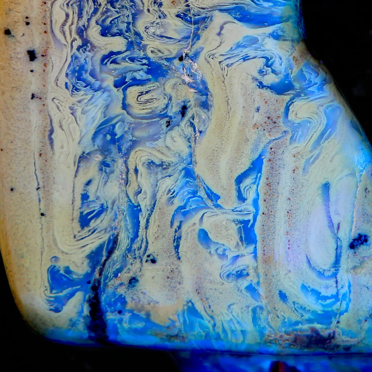 Ambra Fossile di Sumatra: Fluorescenza UV.