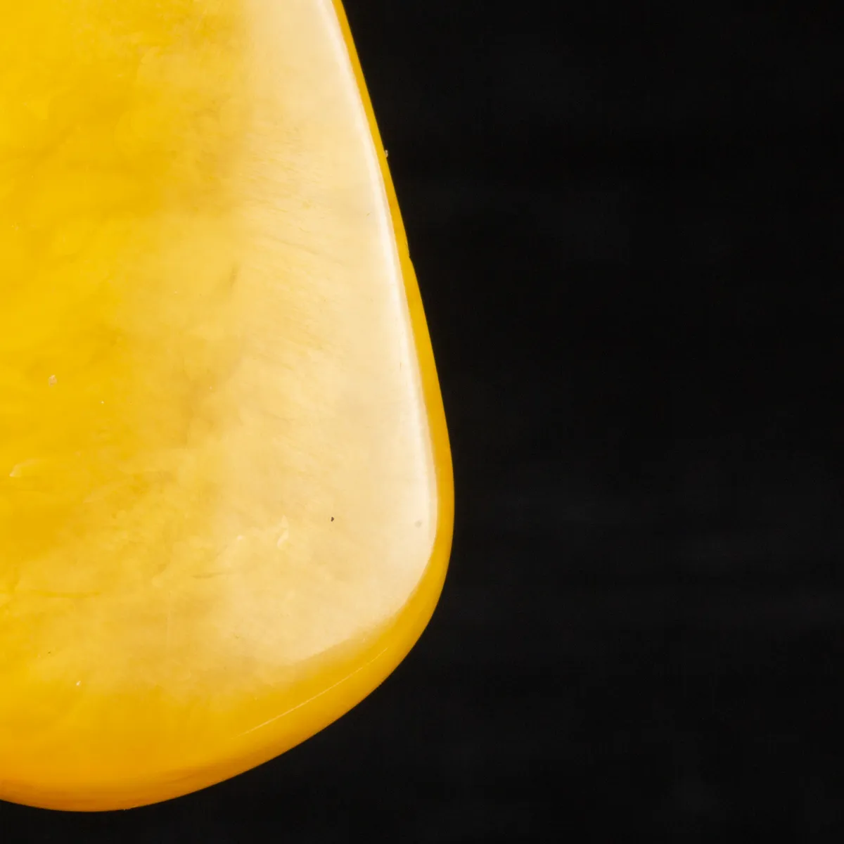 Ambra Butterscotch