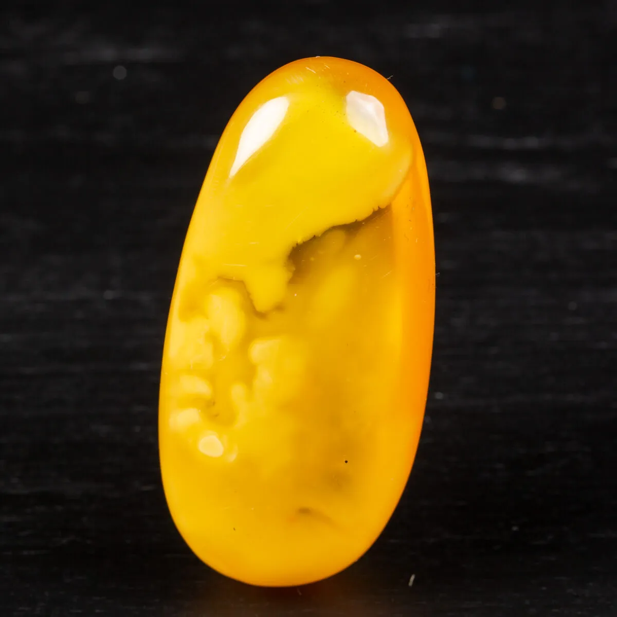 Ambra Butterscotch