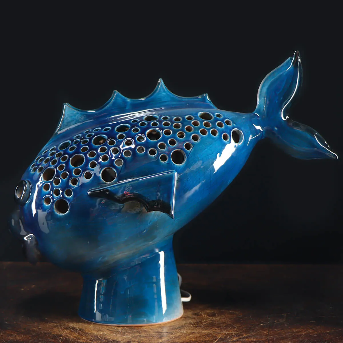 Scultura Lampada Pesce in Ceramica