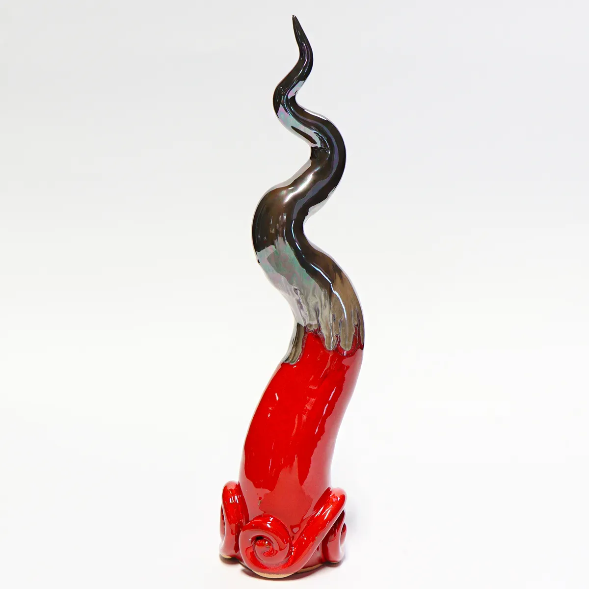 Scultura Corno in Ceramica