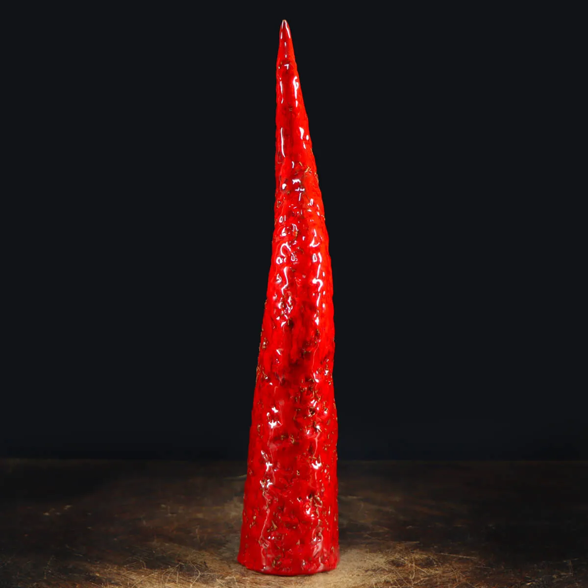 Scultura Corno in Ceramica