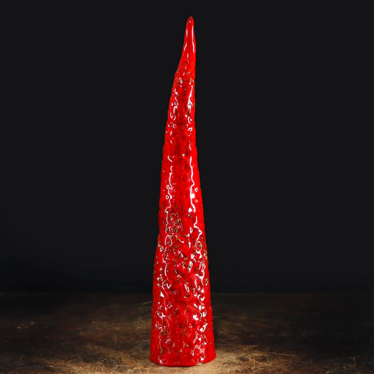 Scultura Corno in Ceramica