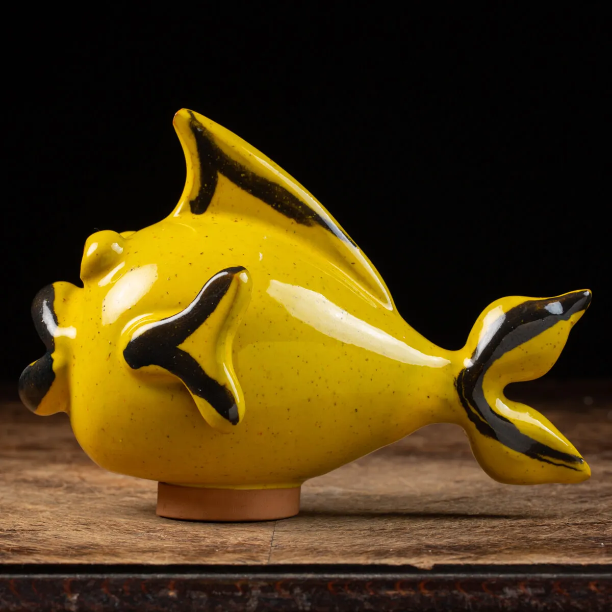 Scultura Pesce in Ceramica