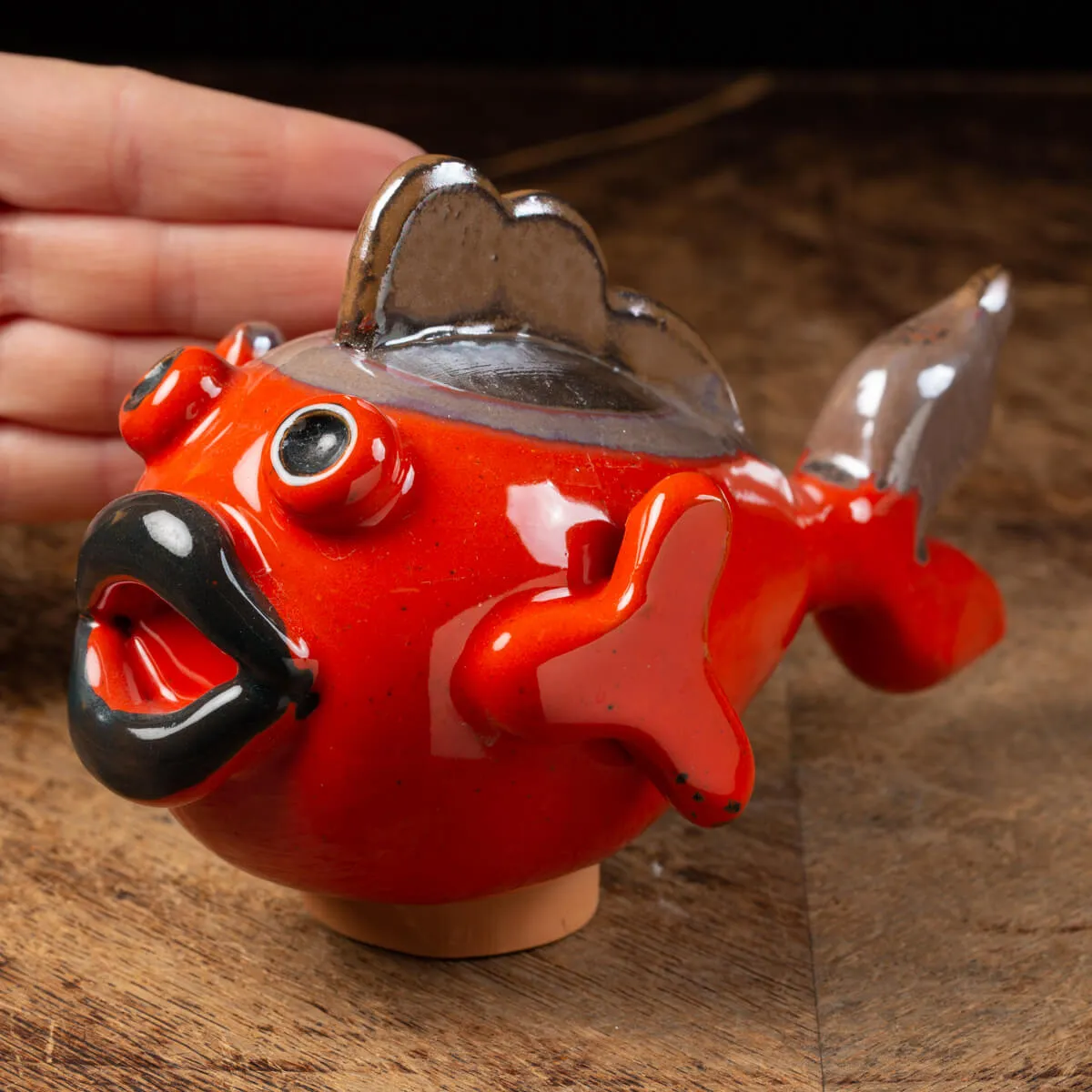 Scultura Pesce in Ceramica