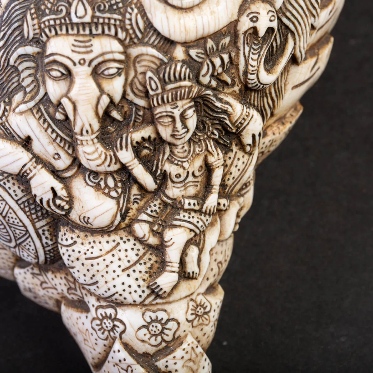 Conchiglia Tibetana Intagliata - Shankha Sacro.