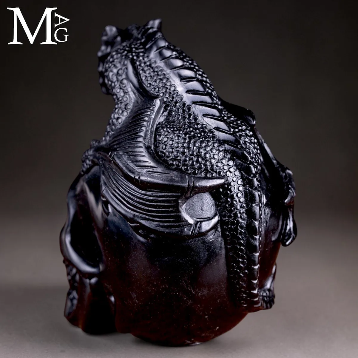 Scultura in Diaspro Nero – Teschio con Drago