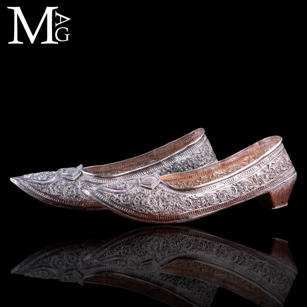 Scarpe da cerimonia in Argento – India circa 1860.