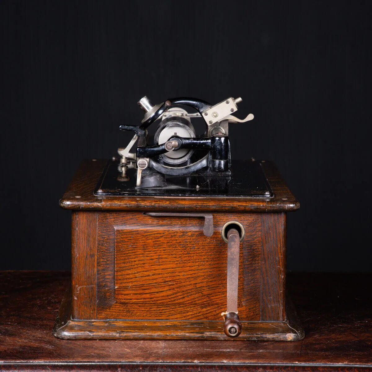 Fonografo Edison con tromba extra large, 1901-1903