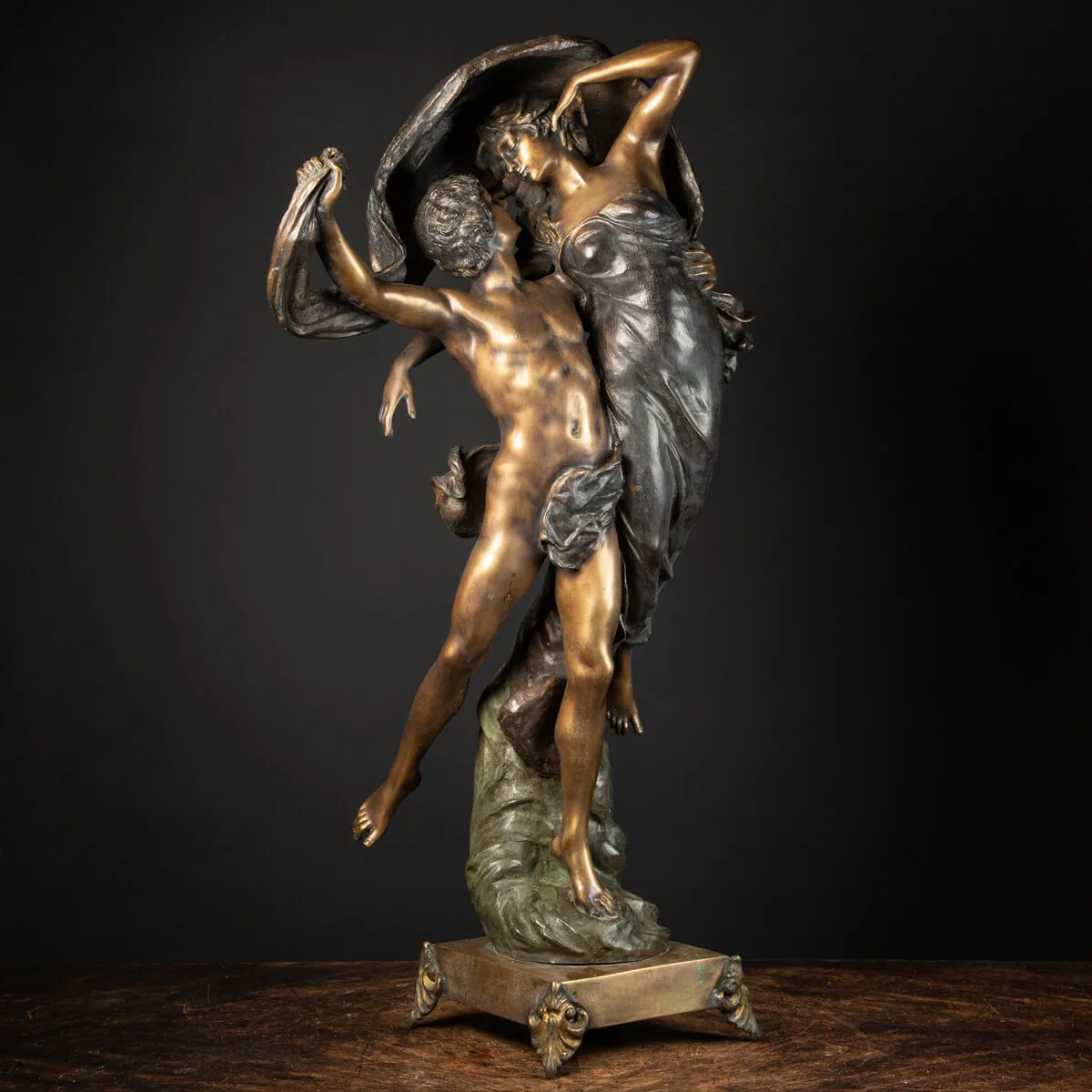 Scultura Bronzo Amore al Vento