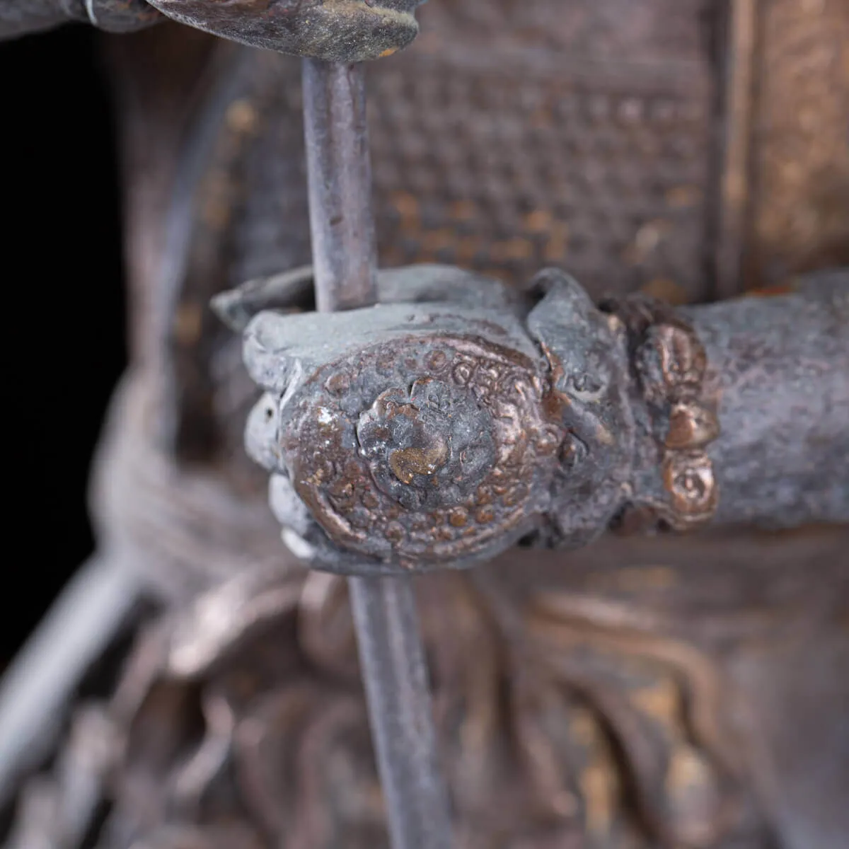 Guerriero Samurai: Statua in Bronzo Era Meiji.