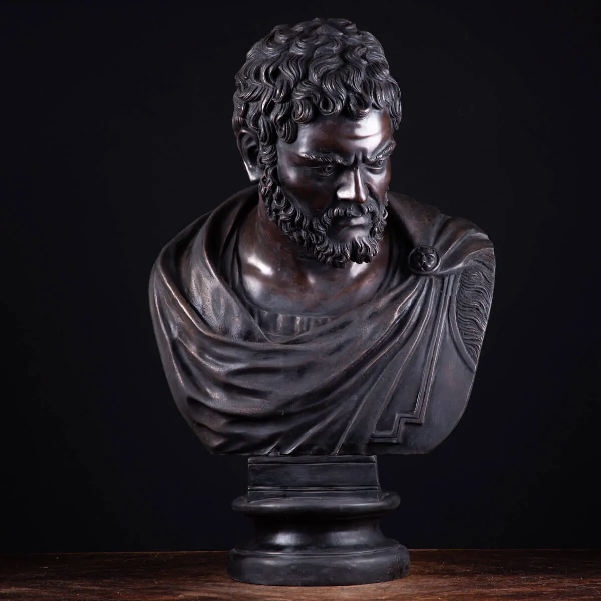 Busto in bronzo dell'imperatore romano Caracalla.