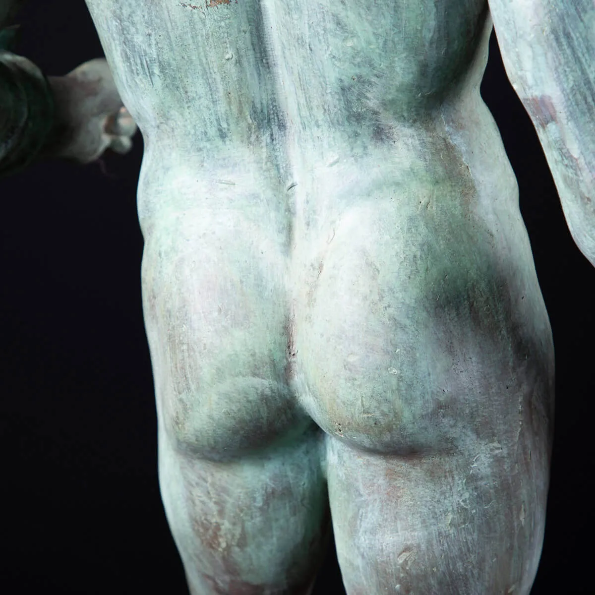 Repliche dei Bronzi di Riace: Maestria Artistica e Tradizione Antica.