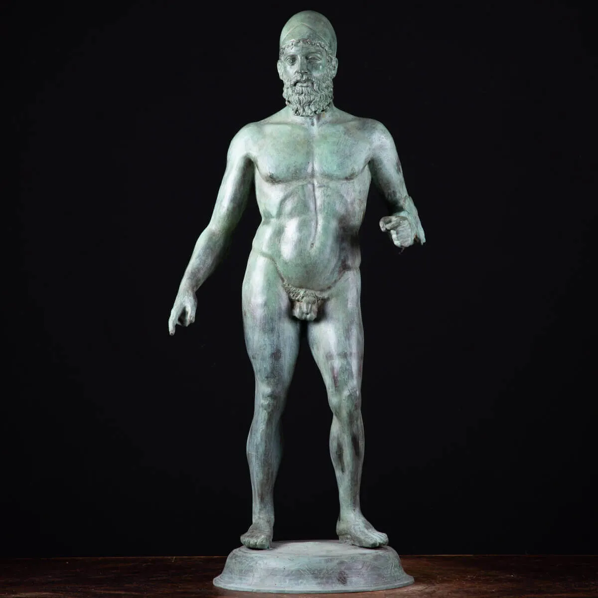 Repliche dei Bronzi di Riace: Maestria Artistica e Tradizione Antica.