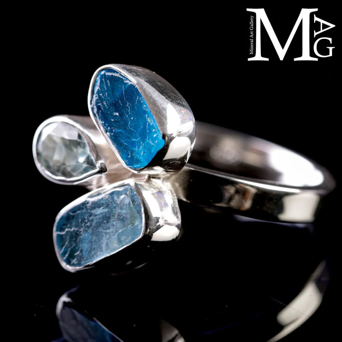 Anello in argento 925 con Acquamarine e Apatite