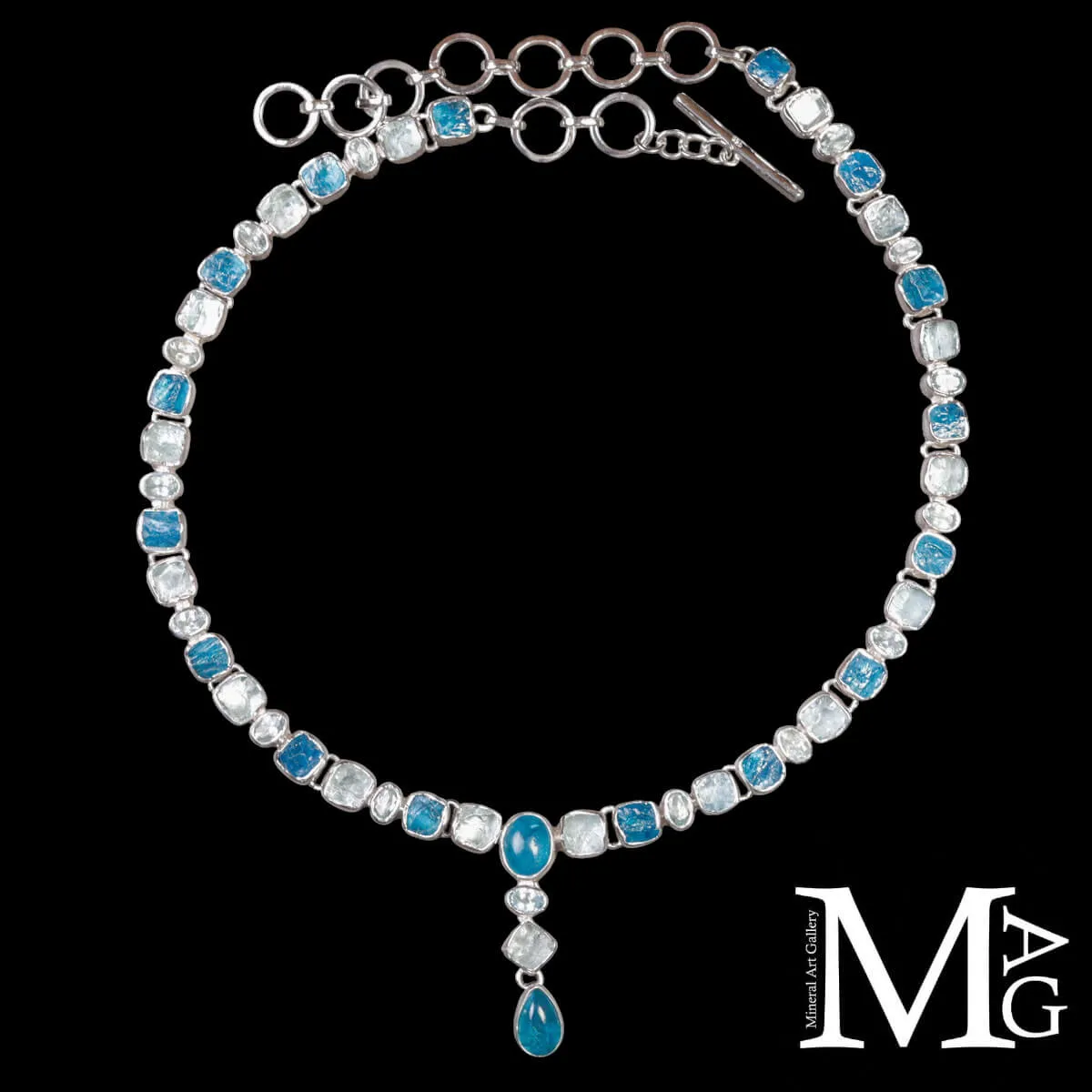 Collier in Argento con Acquamarina e Apatite Naturali.
