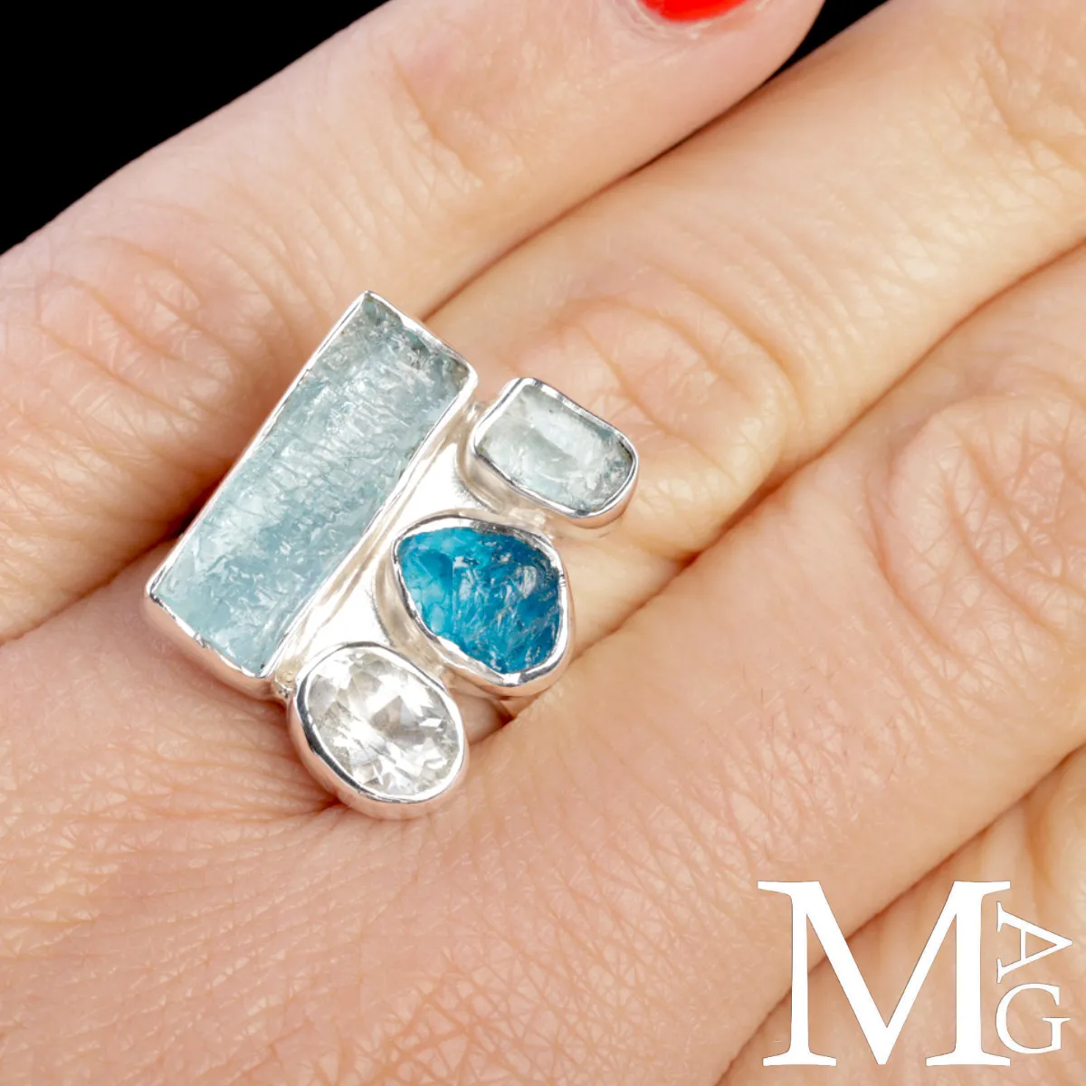 Anello in Argento con Acquamarina e Apatite Naturali