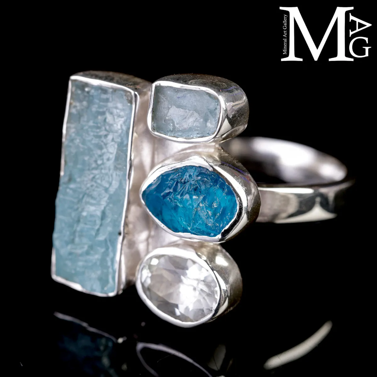 Anello in Argento con Acquamarina e Apatite Naturali