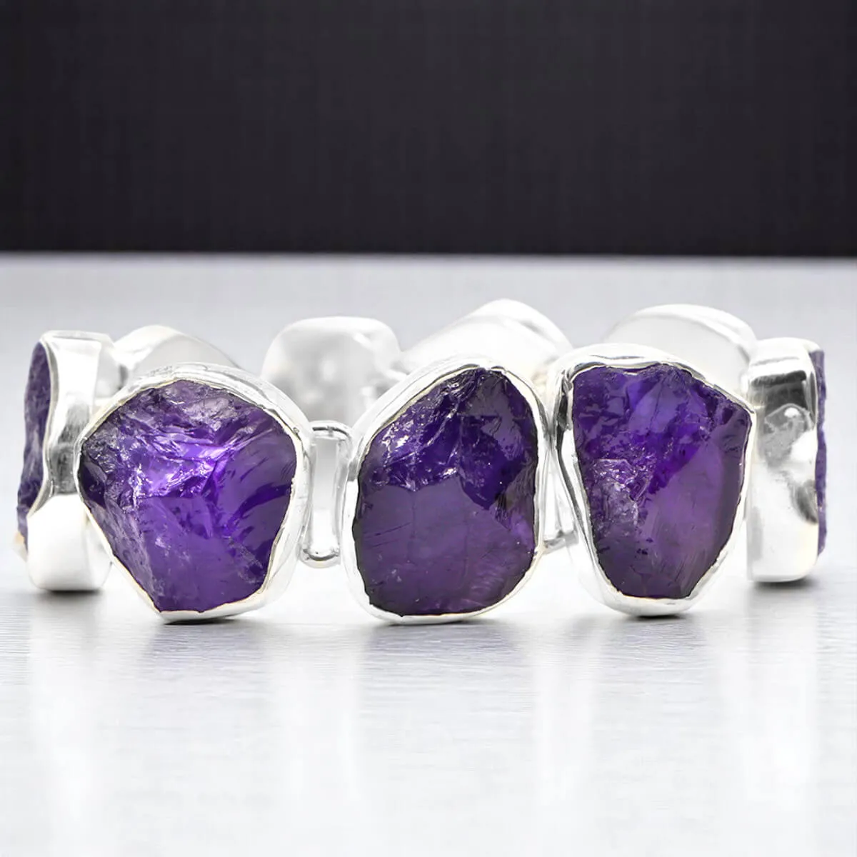 Bracciale in Argento 925 con Ametiste Boliviane Grezze.