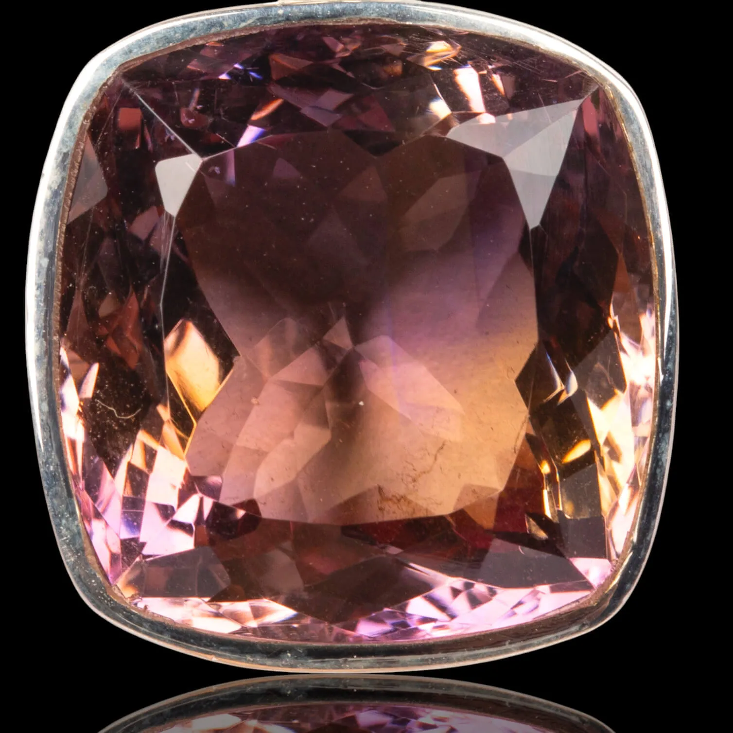 Ciondolo in argento con ametrino taglio cushion