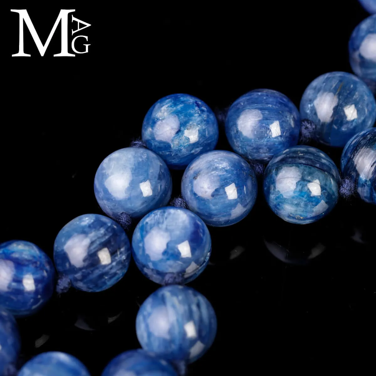 Collana in perle di Cianite africana – Eleganza blu intenso