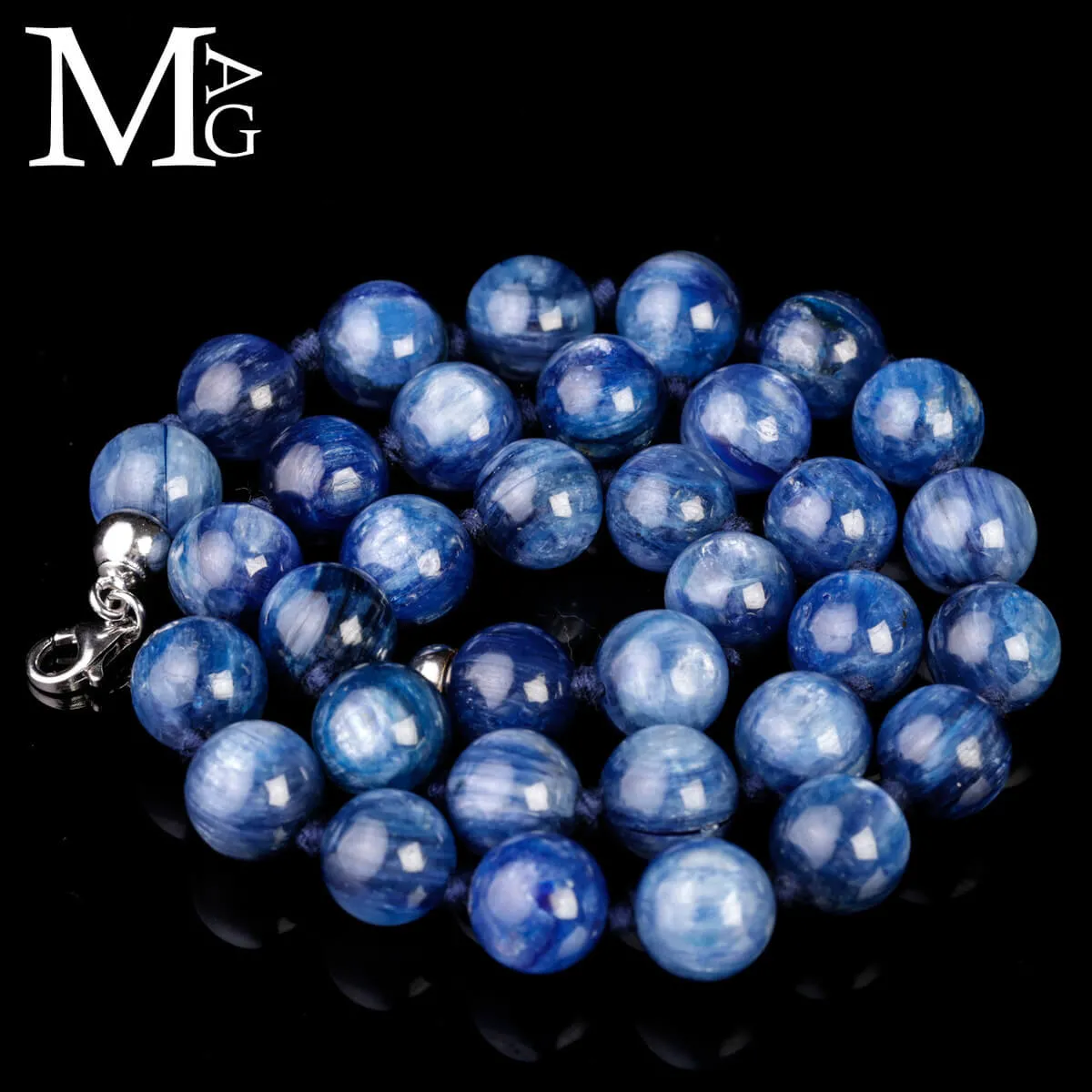 Collana in perle di Cianite africana – Eleganza blu intenso