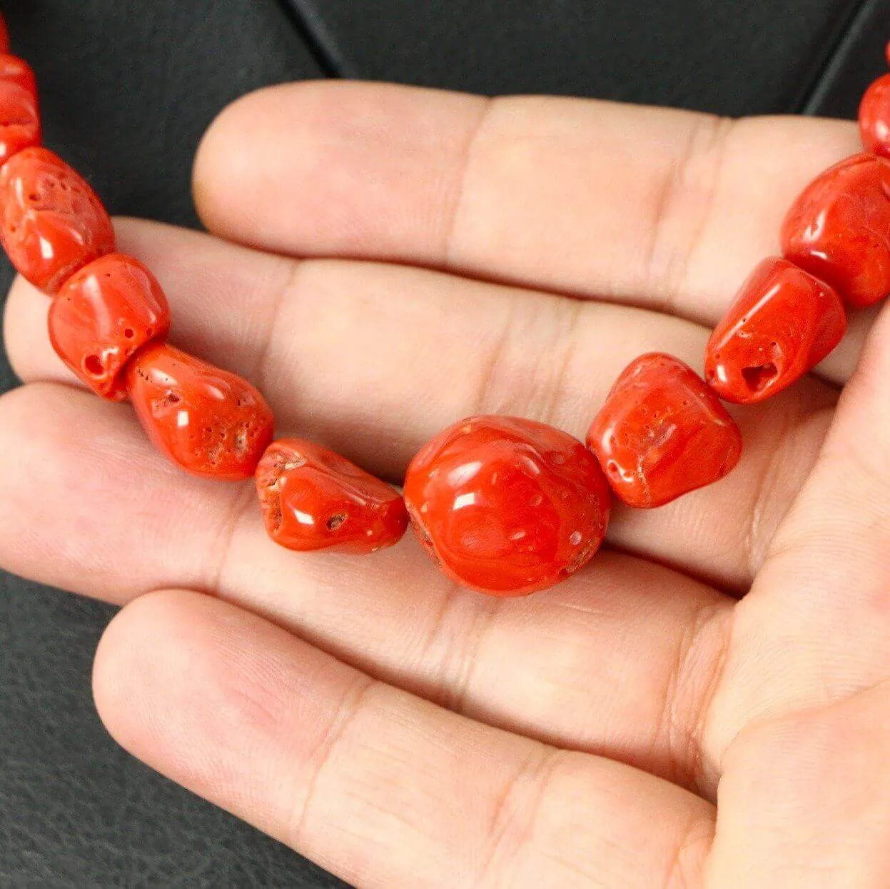 Collana in Corallo Rosso del Mediterraneo.