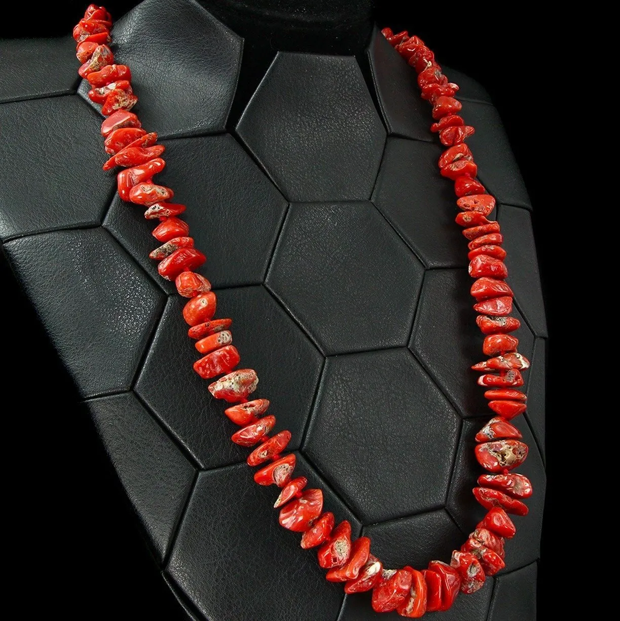Collana in Corallo Rosso Mediterraneo.