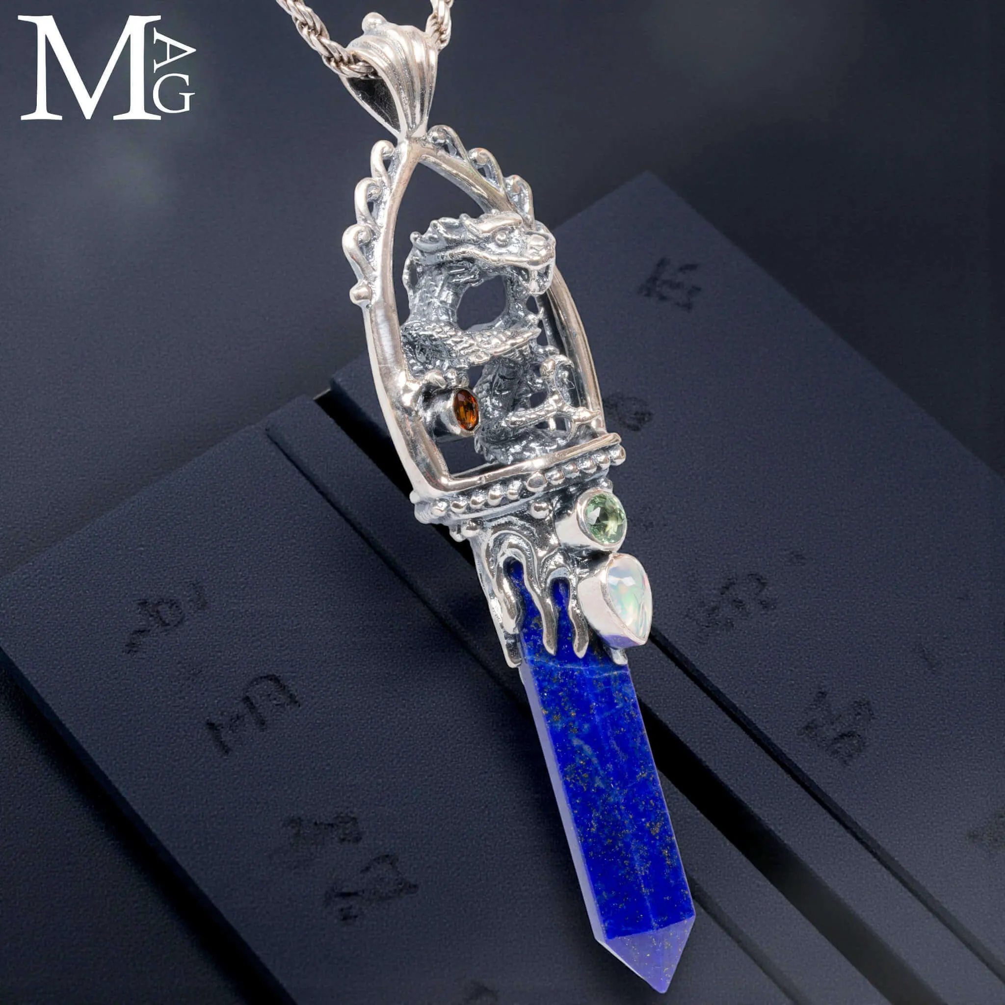 Amuleto Drago in Argento con Lapis, Opale e Tormaline.