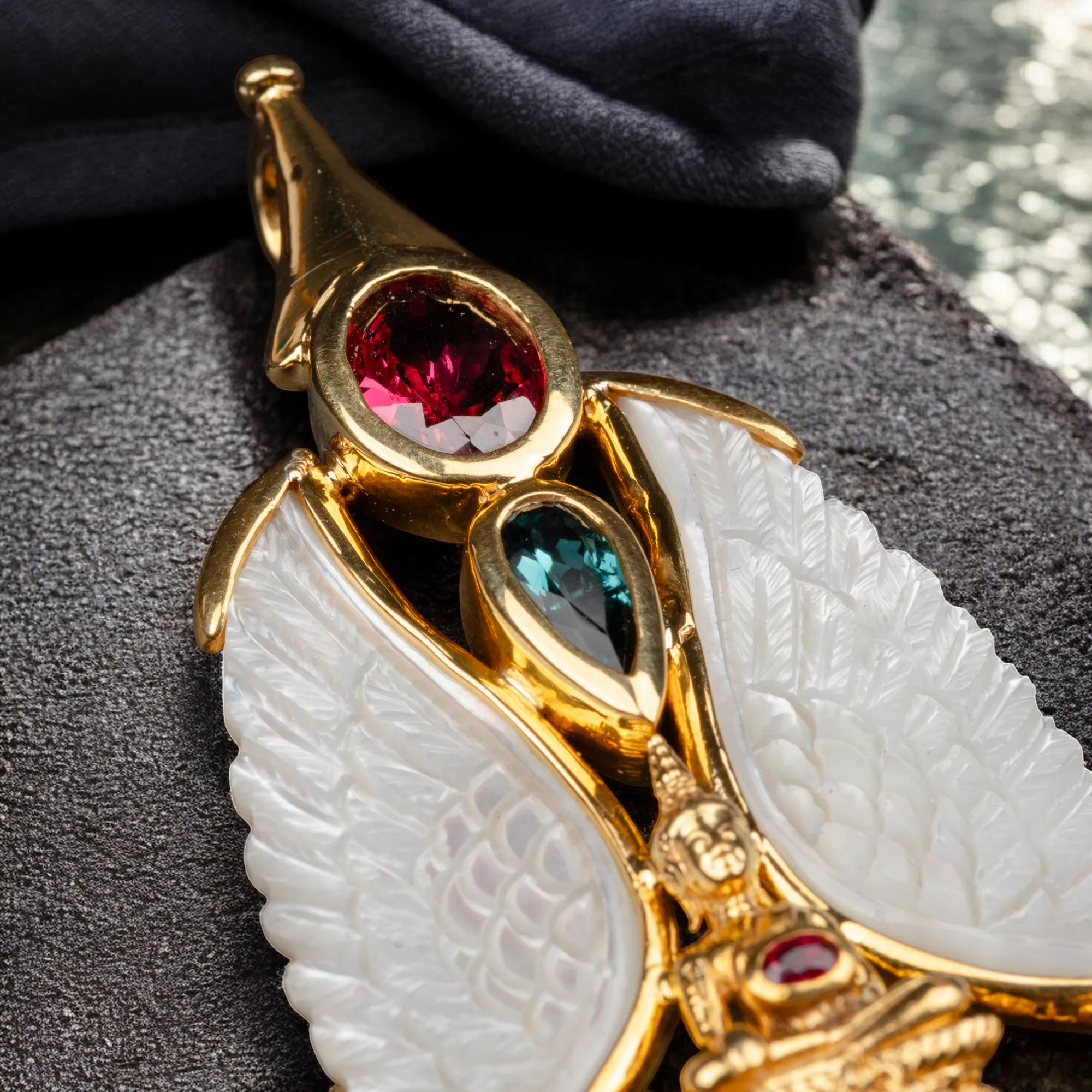 Capolavoro di Gioielleria: Argento Placcato oro 18K con Tormaline e Diamanti.