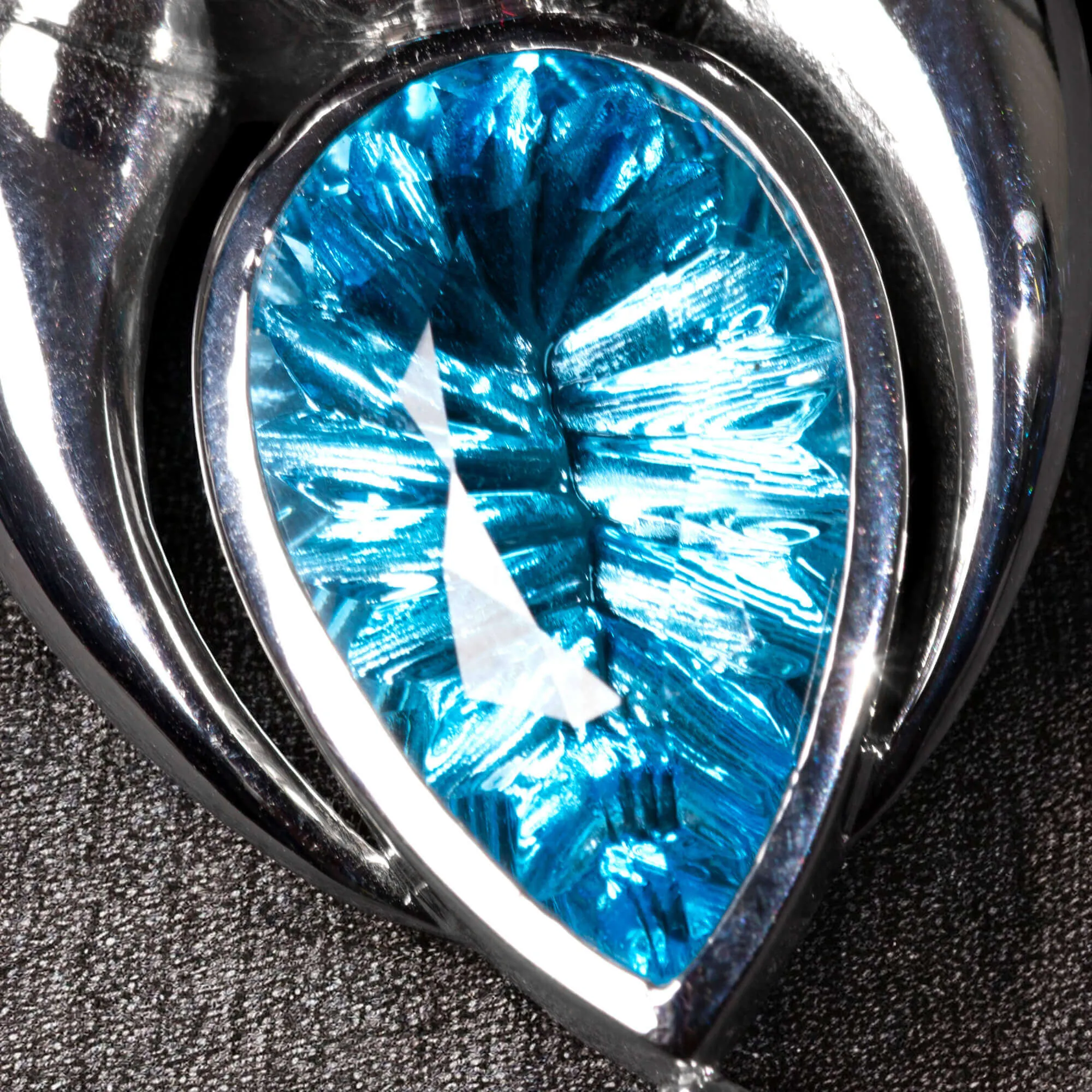 Custode di Luce: Manifestation Quartz - Topazio Swiss Blue - Tanzanite - Smeraldo Colombiano - Diamante.