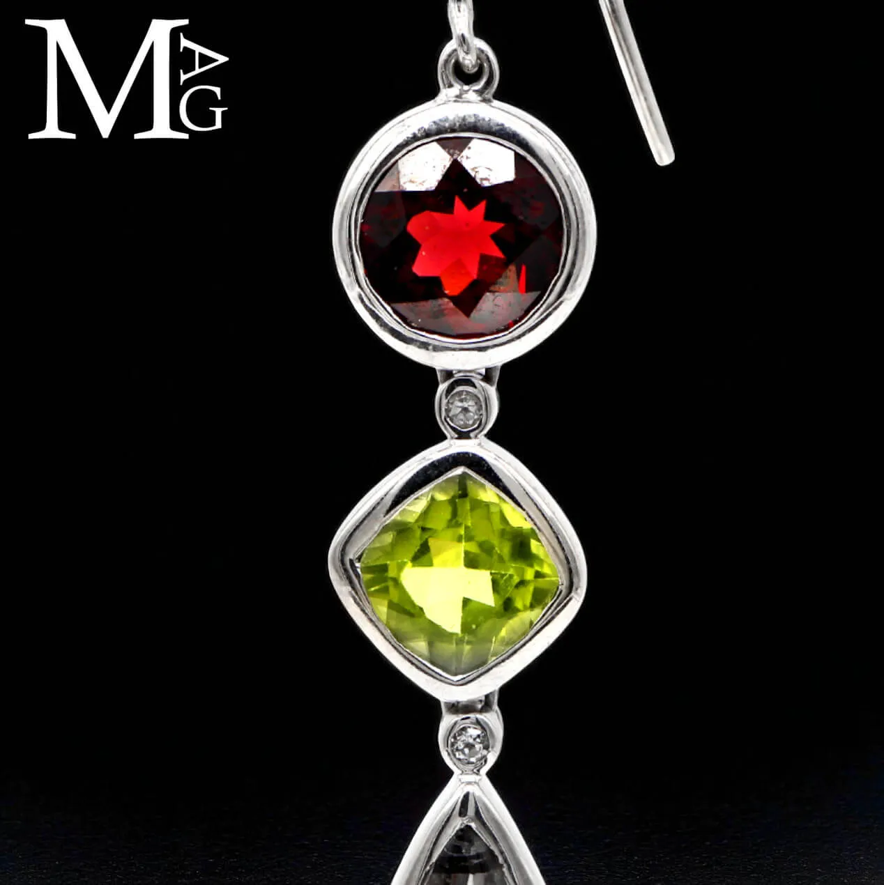 Orecchini in Argento con Granato, Peridoto, Quarzo Tormalinato e Diamantini.
