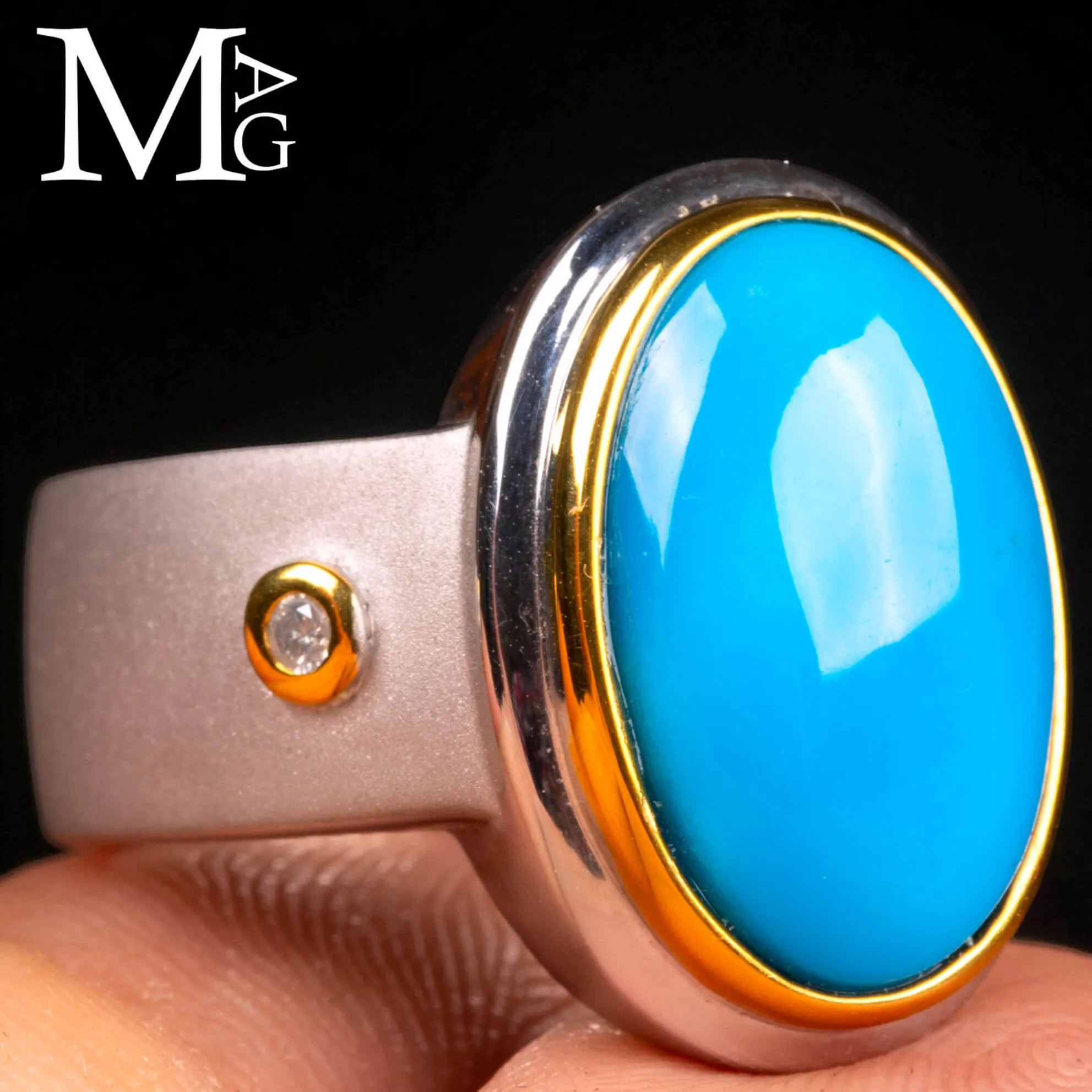 Anello in argento e oro con turchese Nishapur e diamante.