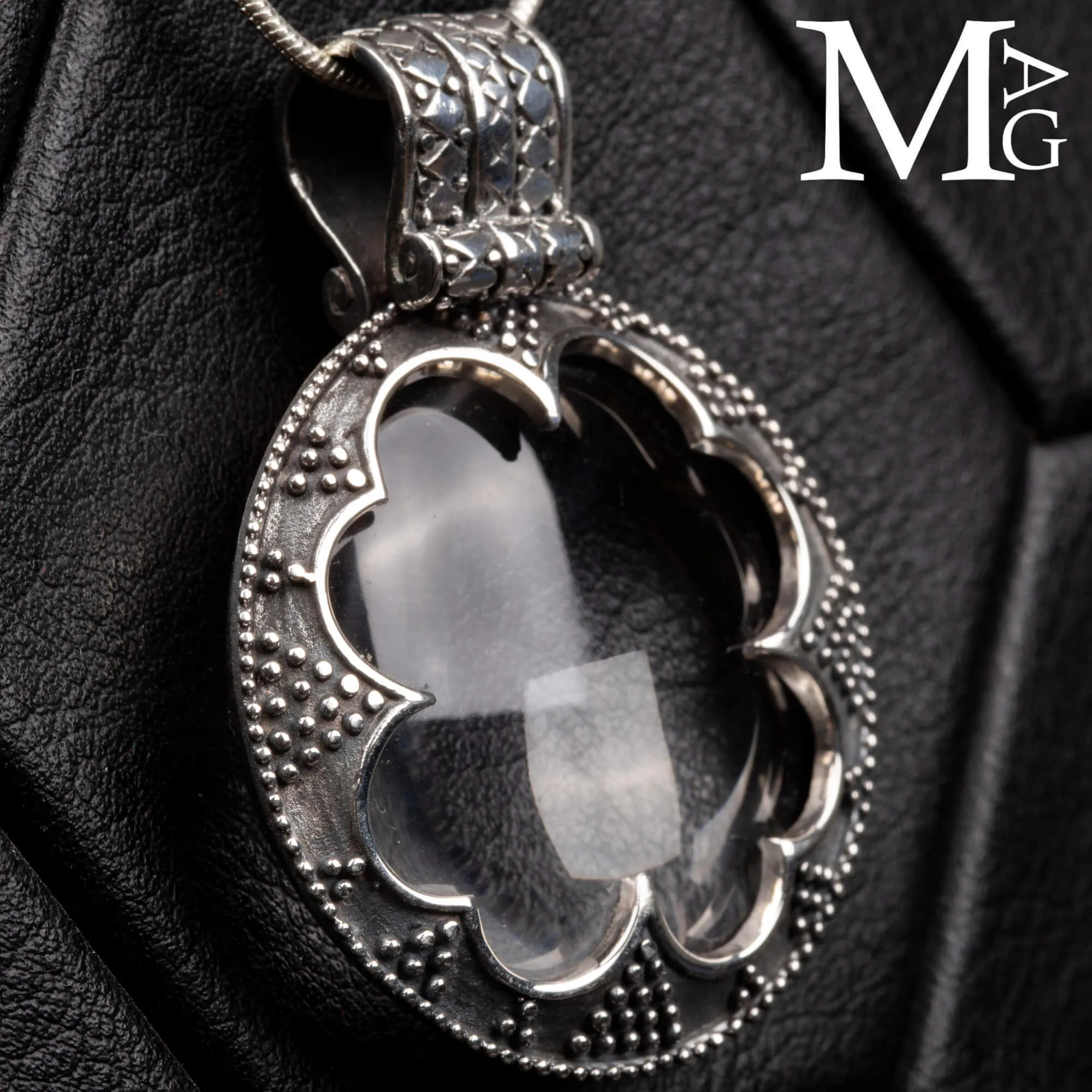 Ciondolo in Argento con Quarzo – Ispirazione Vichinga Gotland.