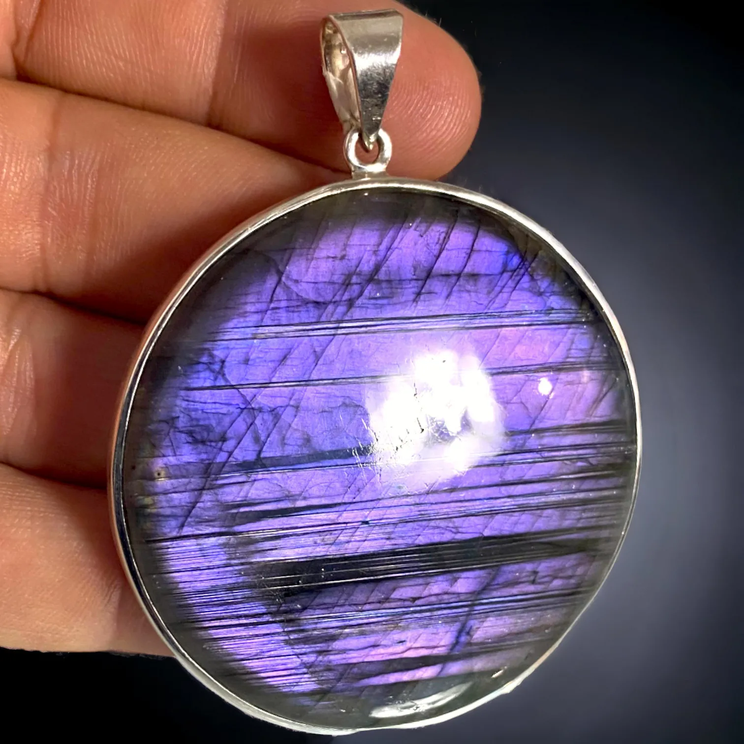 Pendente in Labradorite con Riflessi Viola