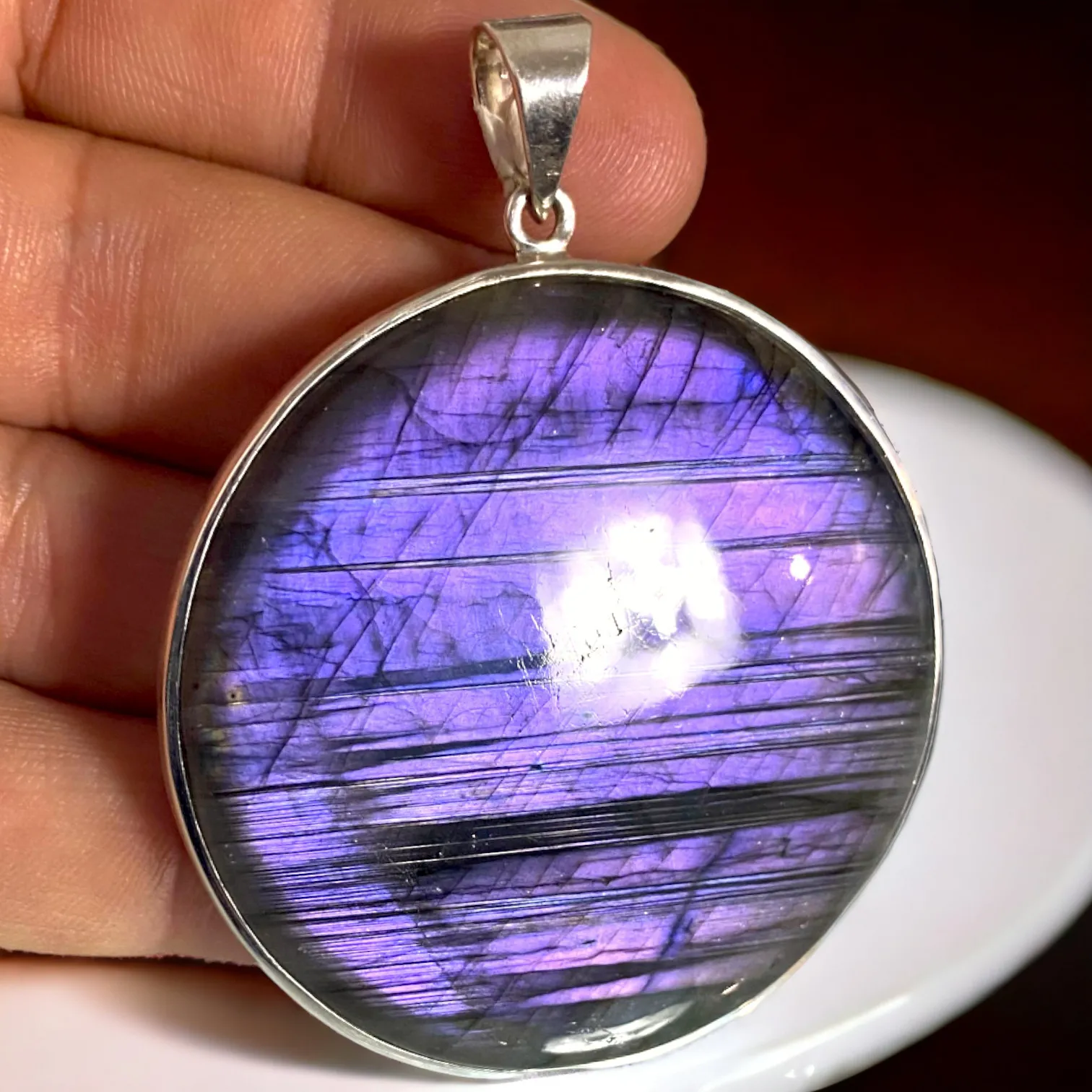 Pendente in Labradorite con Riflessi Viola