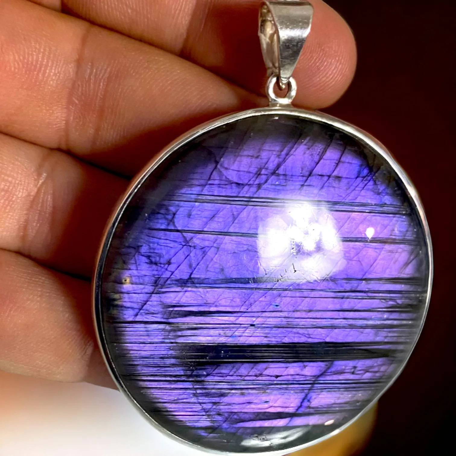 Pendente in Labradorite con Riflessi Viola