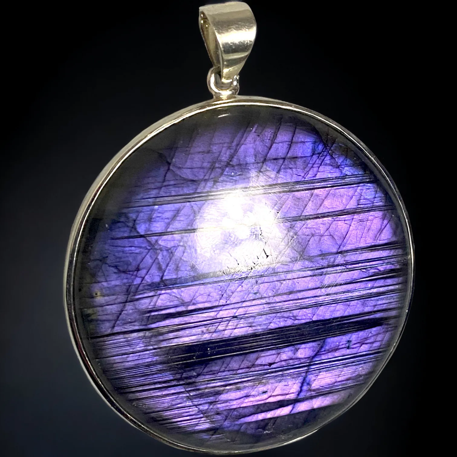 Pendente in Labradorite con Riflessi Viola
