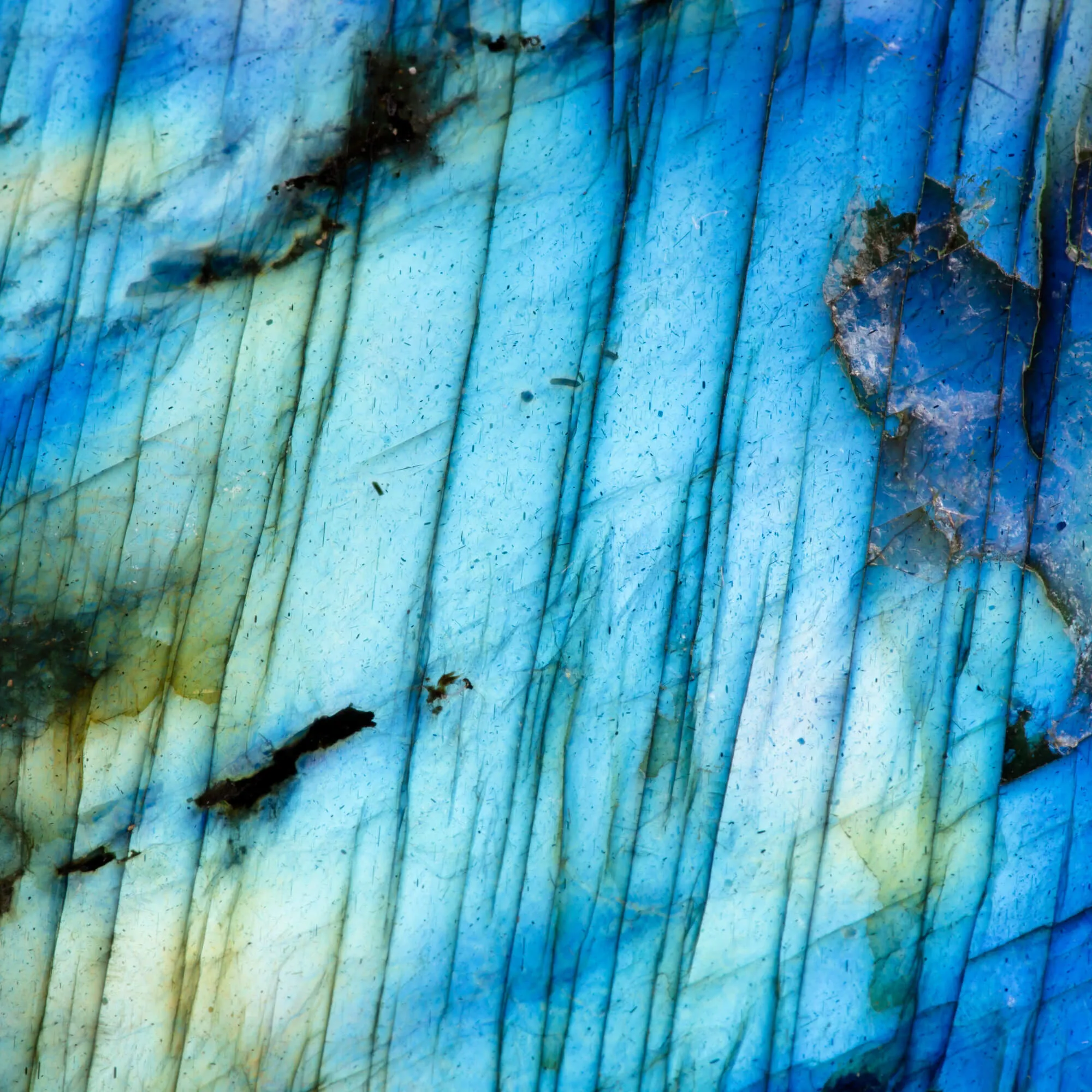 Ciondolo in Argento con Labradorite - Magia della Natura.