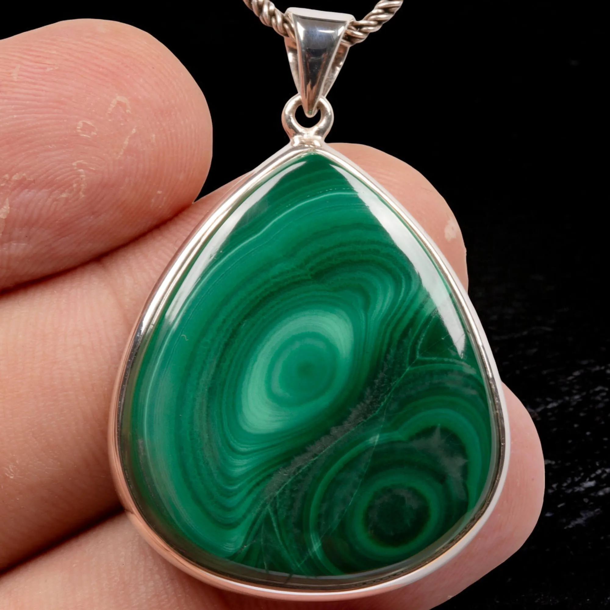 Ciondolo a Goccia in Argento con Malachite.
