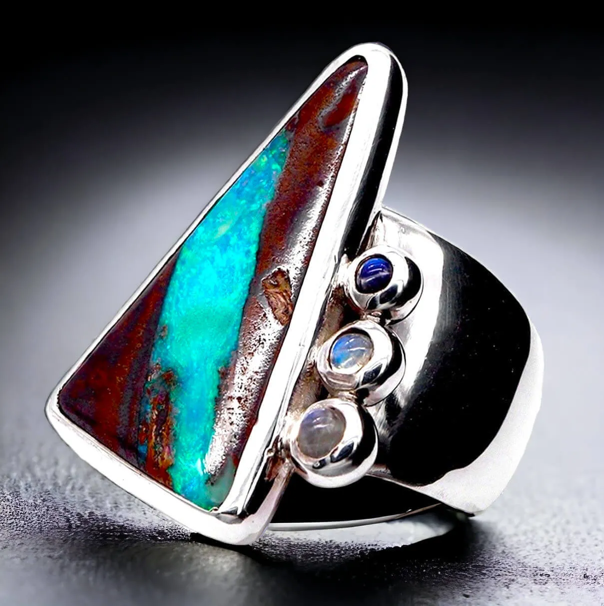 Anello con Opale Australiano Boulder Blue Lagoon