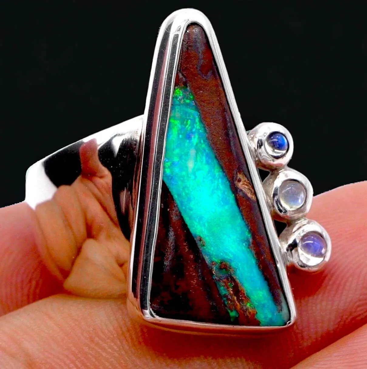 Anello con Opale Australiano Boulder Blue Lagoon